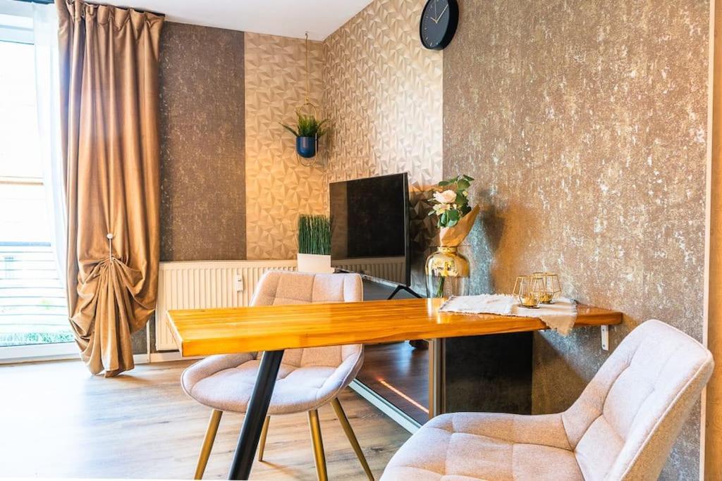 Golden Nugget Inkl Wlan, Parkplatz Apartment Detmold Exterior photo